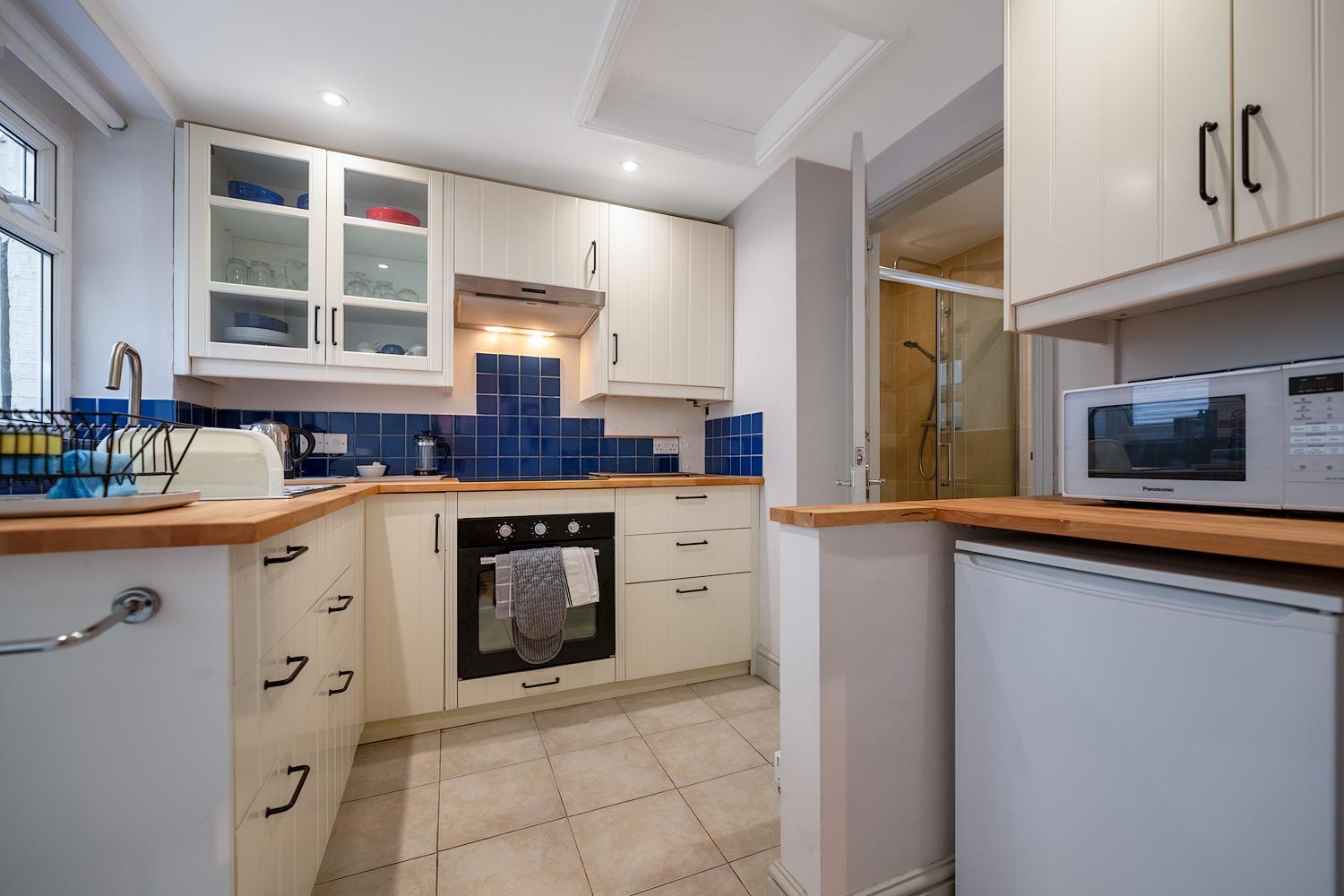 Ground Floor Sea View Apartment アバードベイ エクステリア 写真